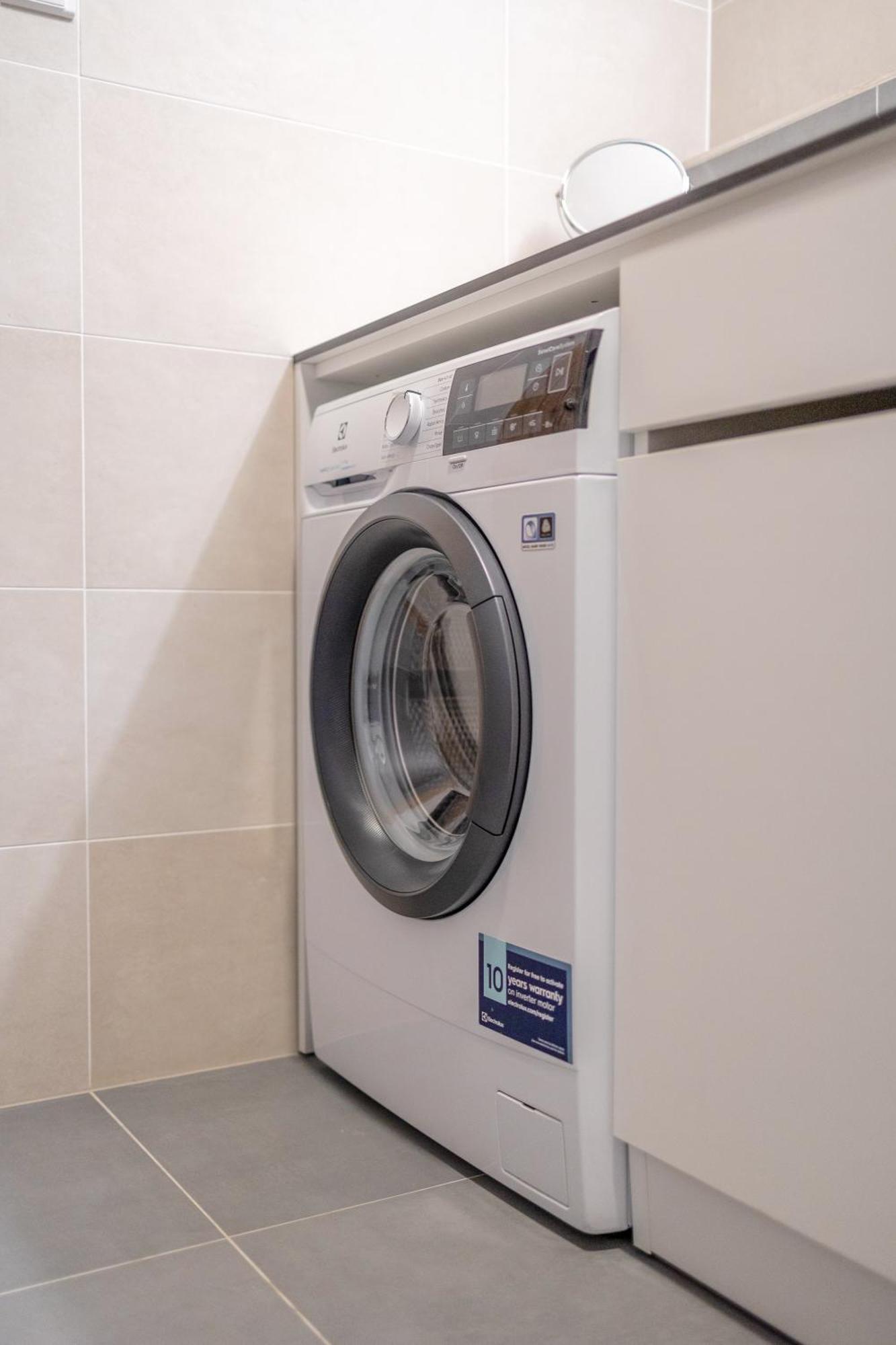 Bright 2Br - 7Th Floor, Balcony, Free Parking By Gravity Prague Leilighet Eksteriør bilde
